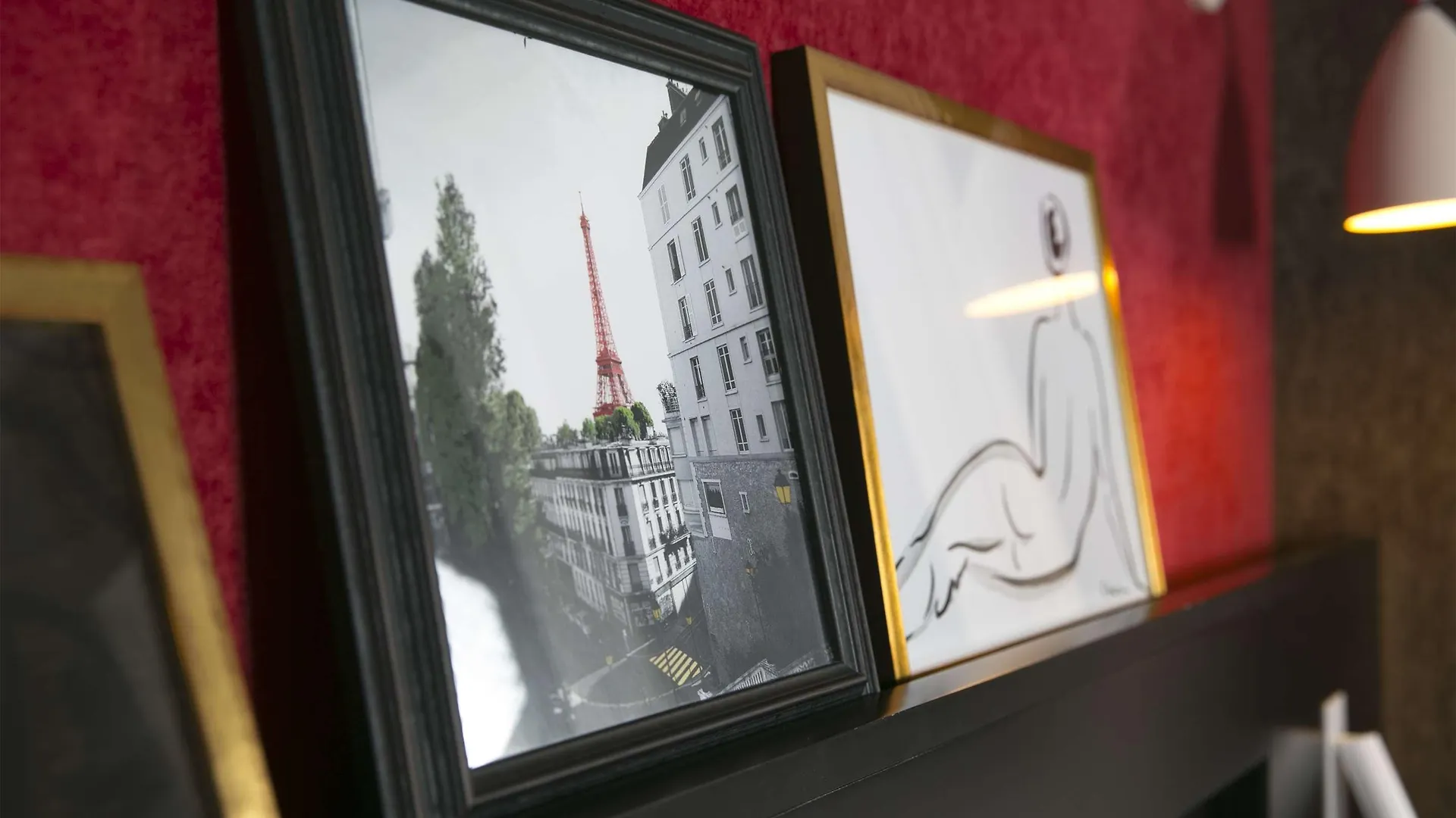 Hotel De Neuville Arc De Triomphe Paris 4*,